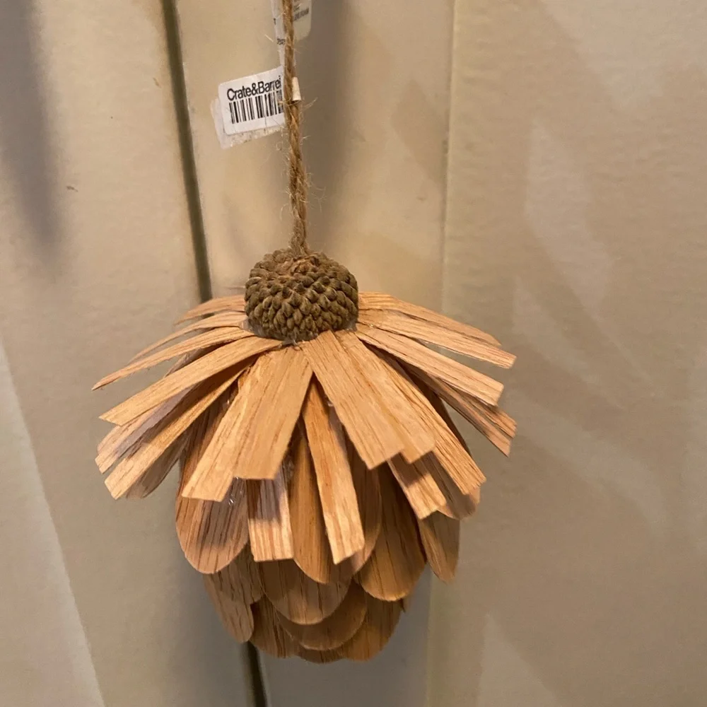 🎄 CRATE & BARREL Wood Pinecone Christmas Ornament, Qty 9